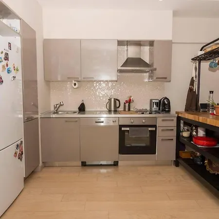 Lägenhet 1+1 Stylish Apt. 10 Min From Akasya Mall Istanbul